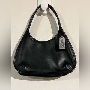 Coach ergo vintage black leather bag 9027